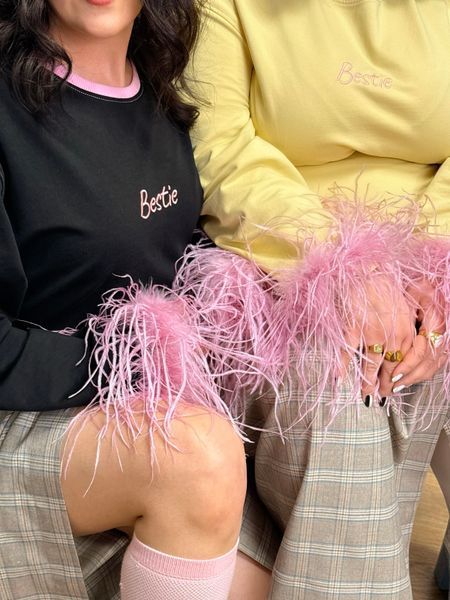 Лонгслів Bestie чорний з відстібним пір'ям 1038XSL фото